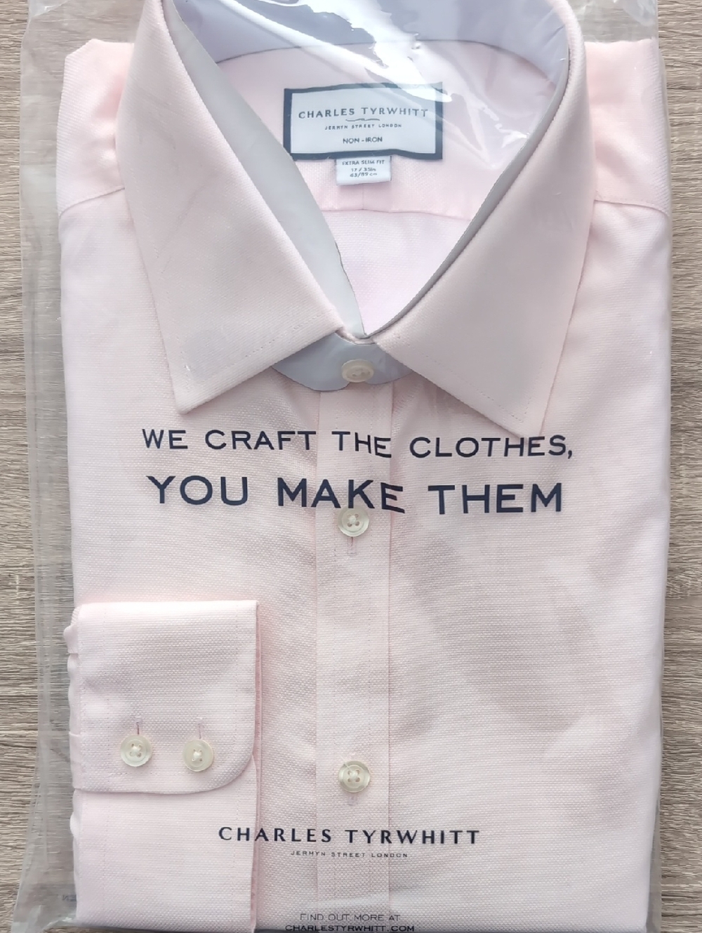 Charles Tyrwhitt Classic Collar Extra Slim Non-Iron Royal Oxford Shirt- 17/35in. - Picture 2 of 11